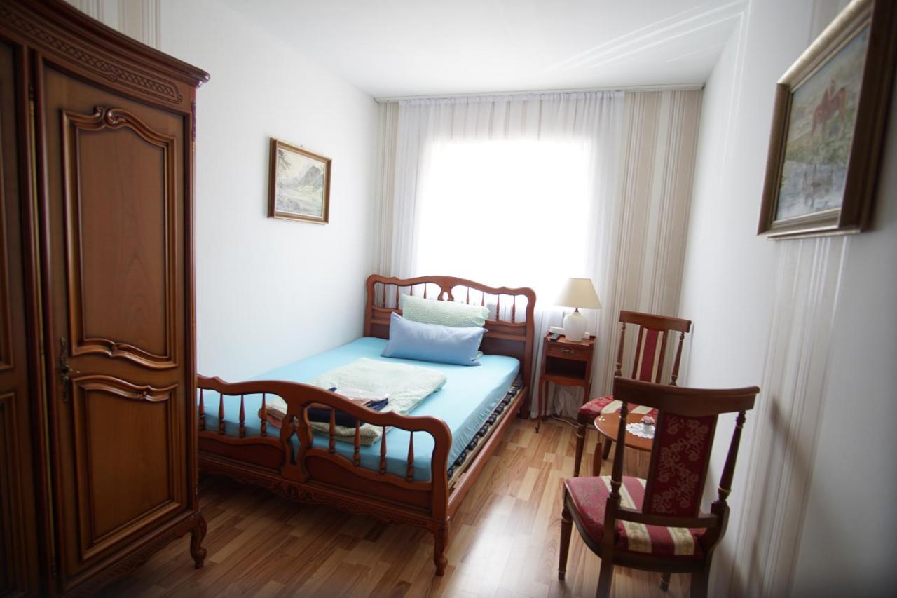 Ferienwohnung - Am Stadtgarten Saarlouis Εξωτερικό φωτογραφία
